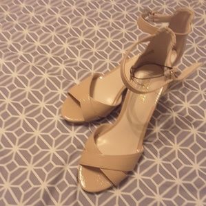 NINE WEST Nude color sandals